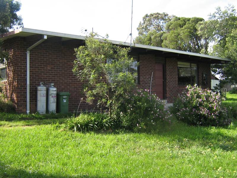 Close to everything Picture 1