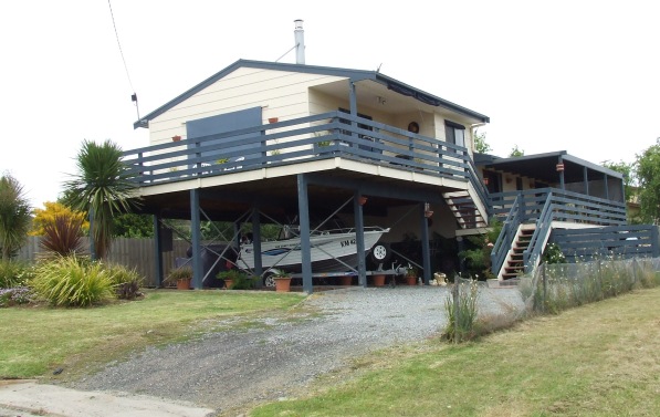 Entertainer Picture 2