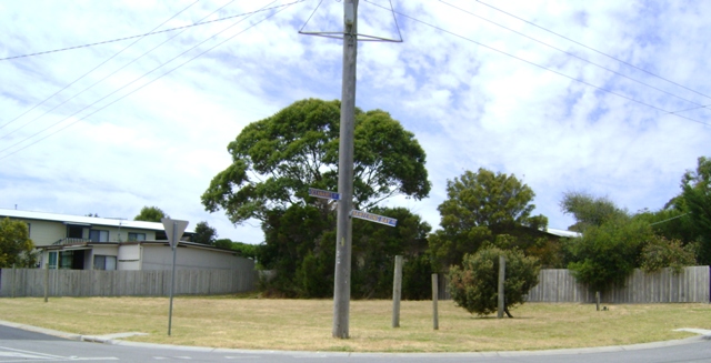 Land - 534sqm, Corner Block Picture 2