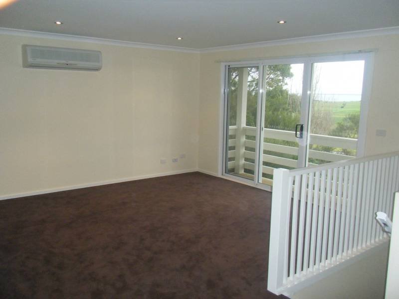 Brand New 4 Bedroom Home Picture 3