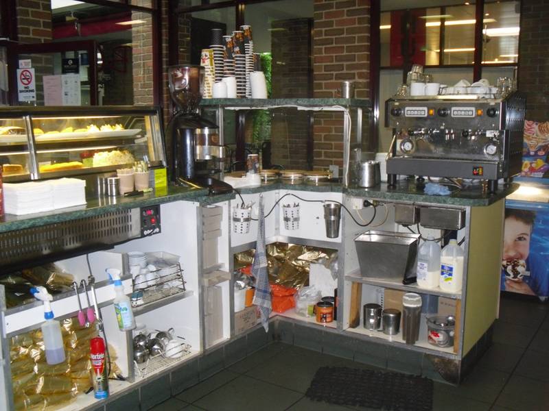 Beaches & Cream Picture 3