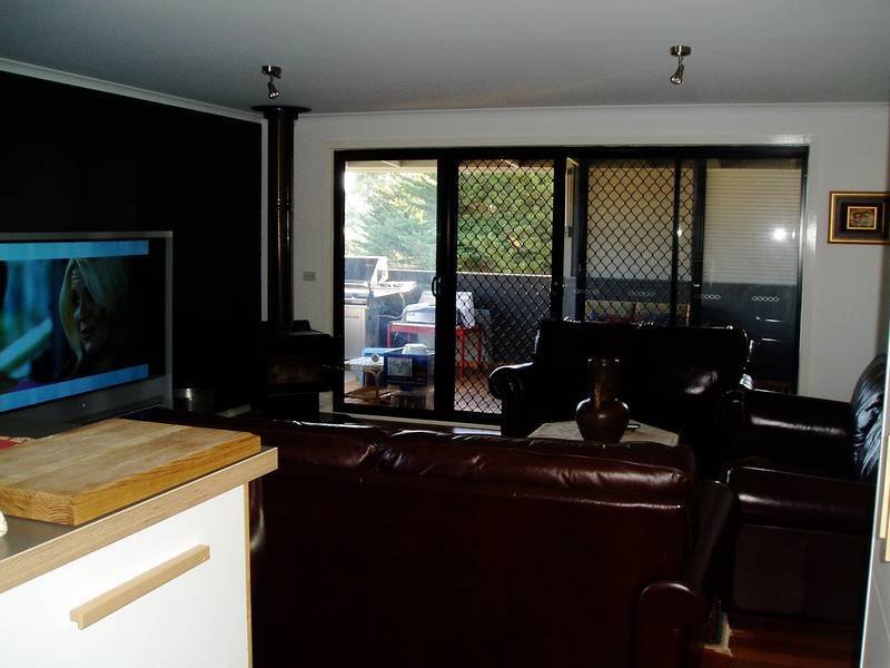 What Hasn't it Got? Picture 3