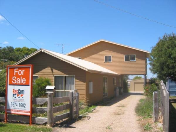 Large Family Home! Picture 1