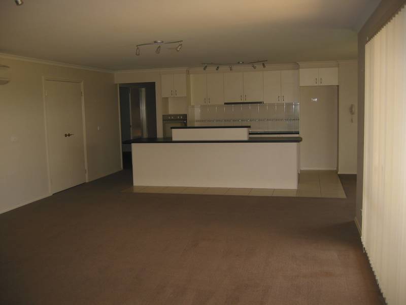 Excellent Family Home Picture 3