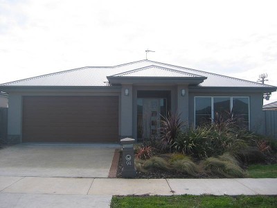 Large 4 Bedroom Family Home! Picture