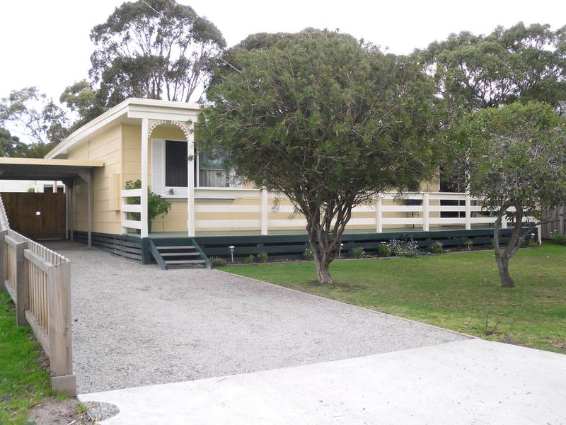 HOLIDAY RENTAL Picture 1