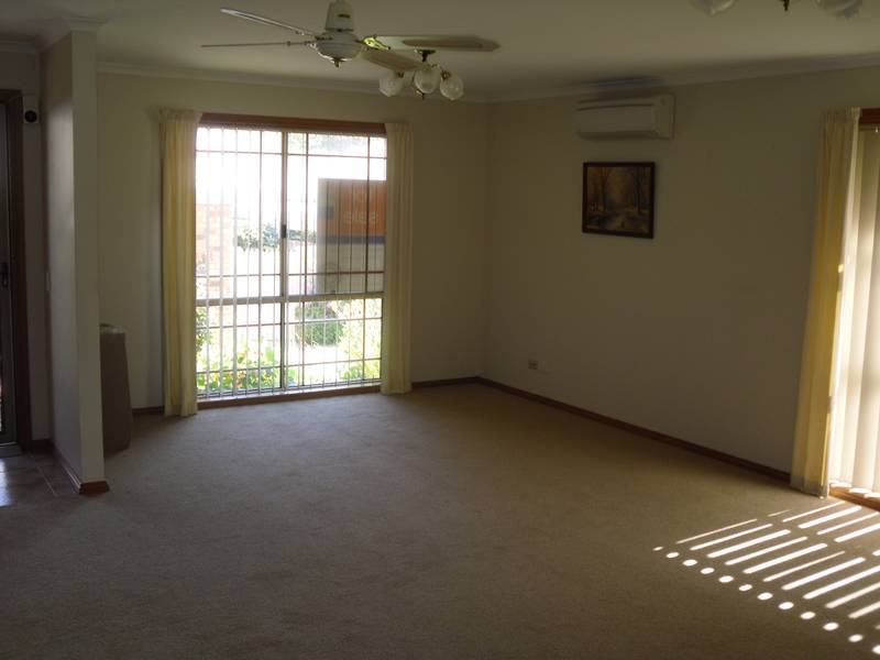 2 Bedroom Unit! Picture 2