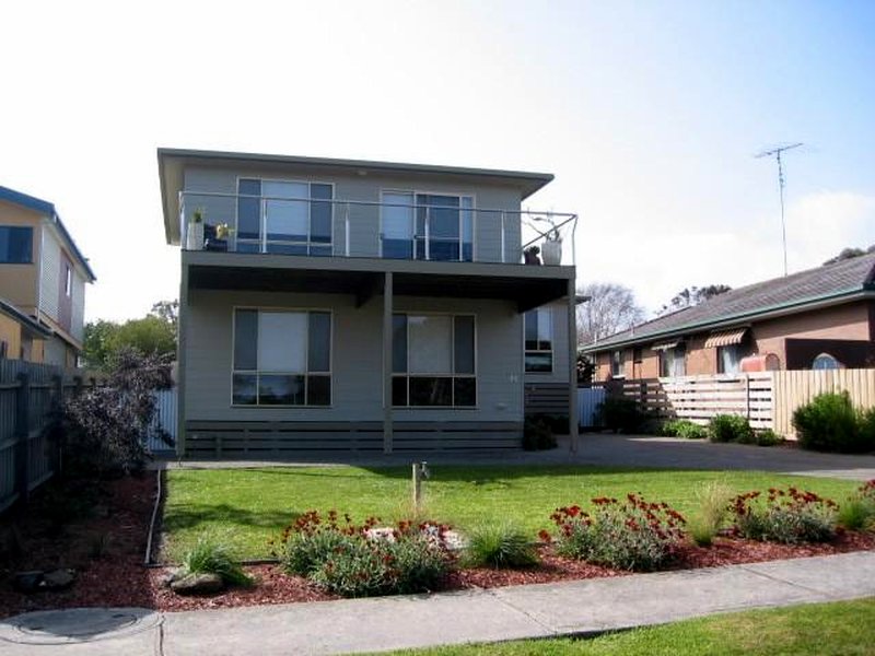 INVERLOCH, BAY93 Picture 1