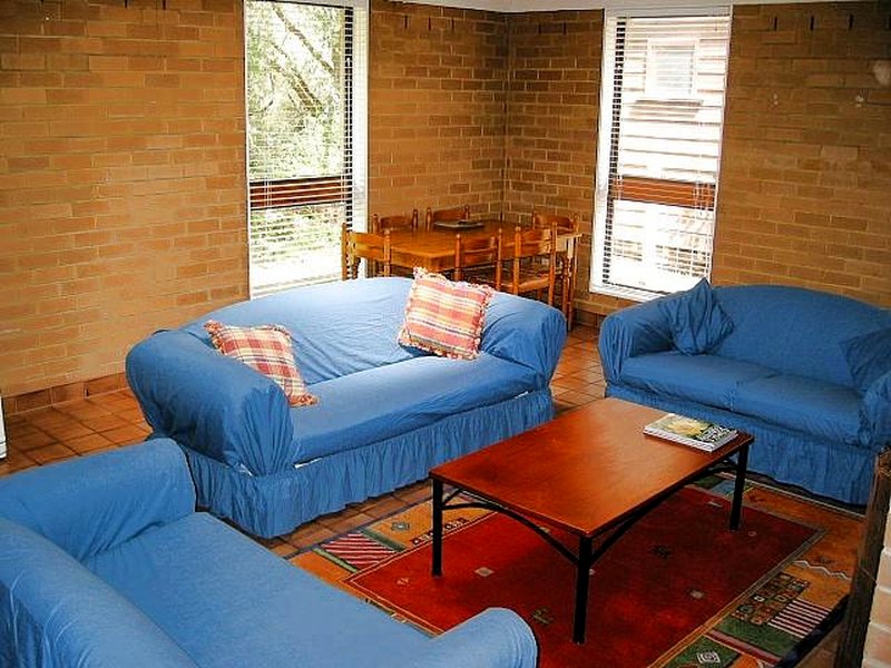 INVERLOCH, SUR212 PET FRIENDLY Picture 3