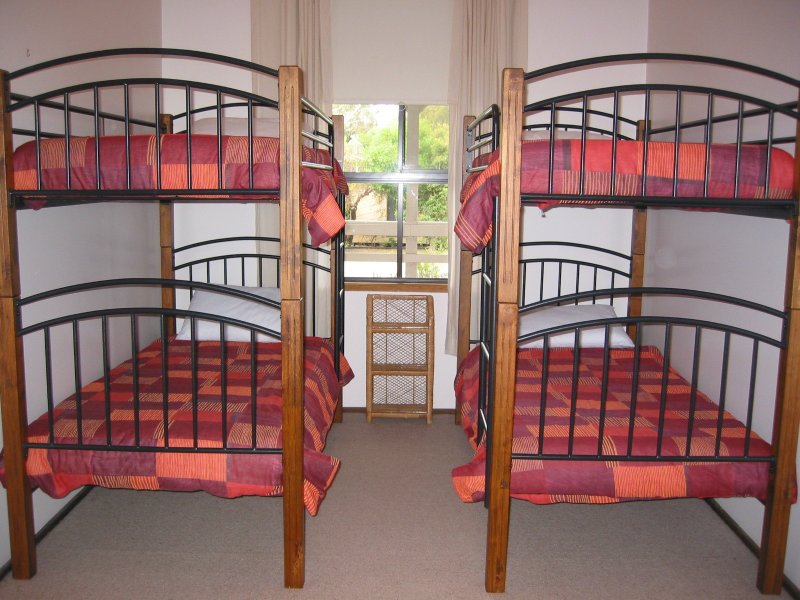 INVERLOCH, TOW24 Picture 3