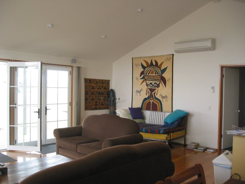 INVERLOCH, MAR10 PET FRIENDLY Picture 2