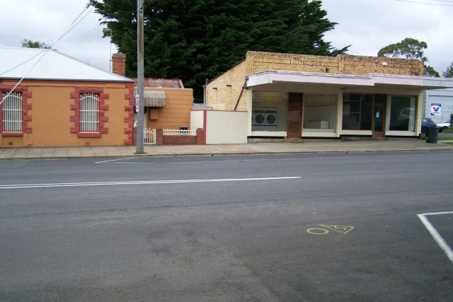 Commercial & Residential Complex Picture 3