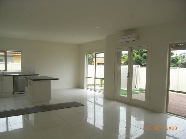 New 3bedroom Town House Picture New 3bedroom Town House Picture