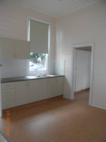 Large 3 bedroom House Picture Large 3 bedroom House Picture