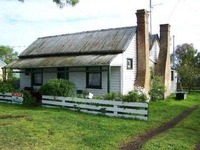 3 Bedroom Miner's Cottage Picture 3 Bedroom Miner's Cottage Picture