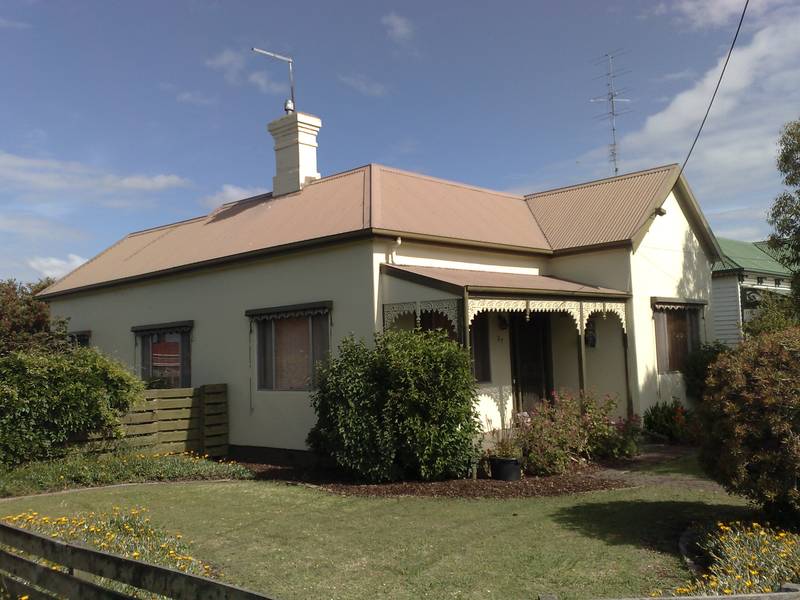 Three bedroom Edwardian Home. Picture 2