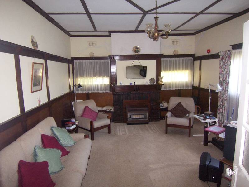 Classic Australian Bungalow Picture 2