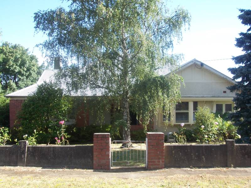 Classic Australian Bungalow Picture 1