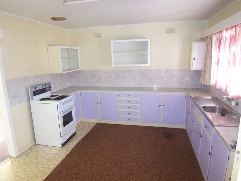 Neat & Affordable One Bedroom unit Picture 3