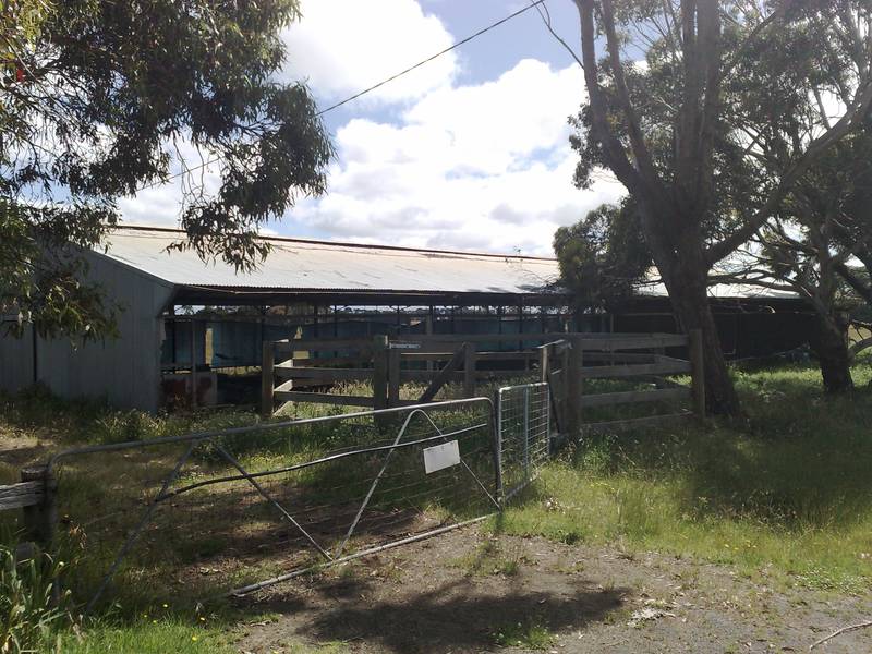 Prime Location - Unlimited Possibilities Picture 3