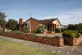 IDEALLY LOCATED - ARCHITECTURALLY DESIGNED HOME Picture