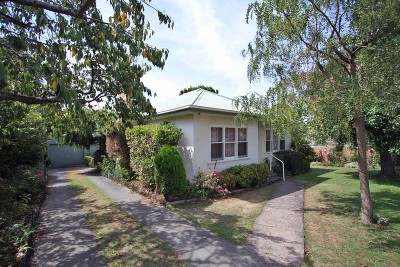 Picturesque Setting Picture