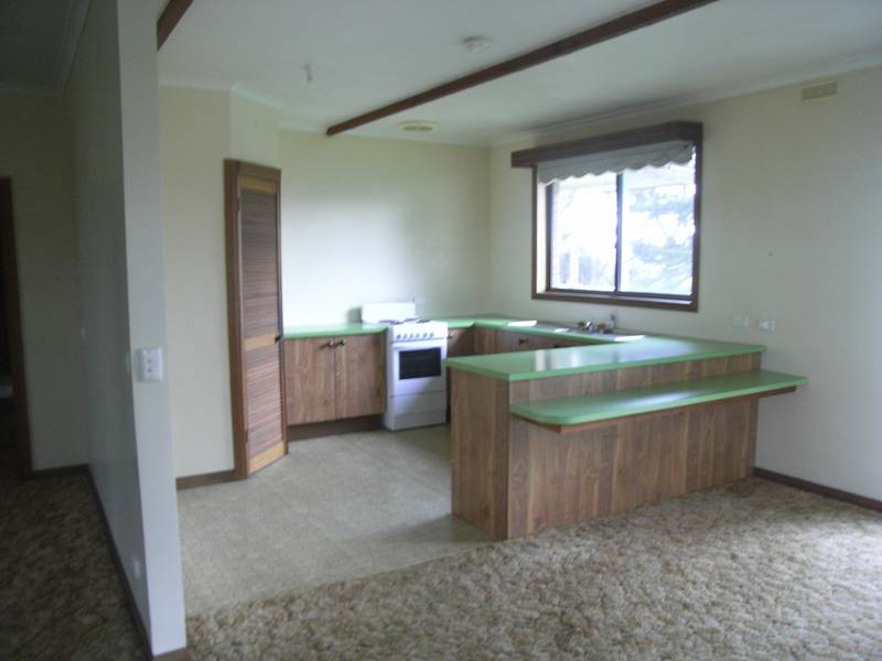 3 bedroom home Picture 2