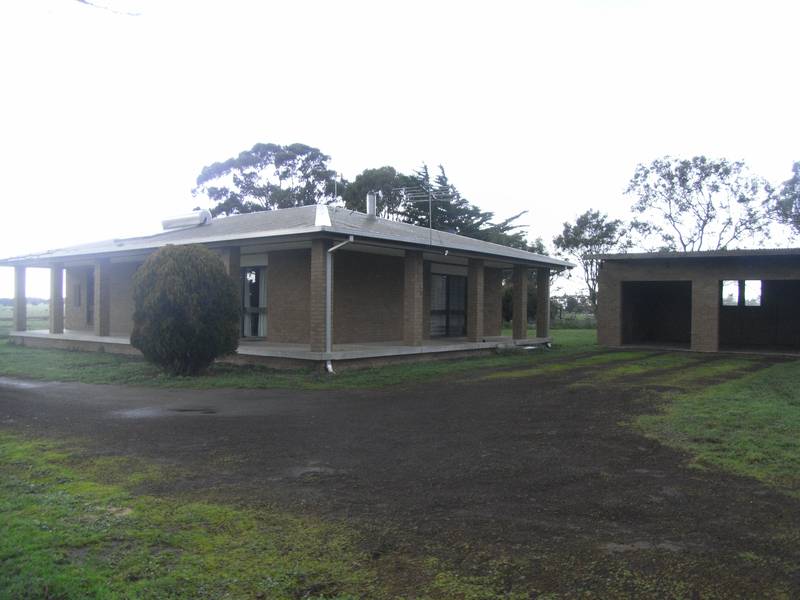 3 bedroom home Picture 1