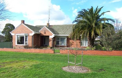 Enduring Appeal - Enviable Style! Picture