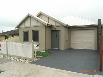 3Bedroom town house Picture