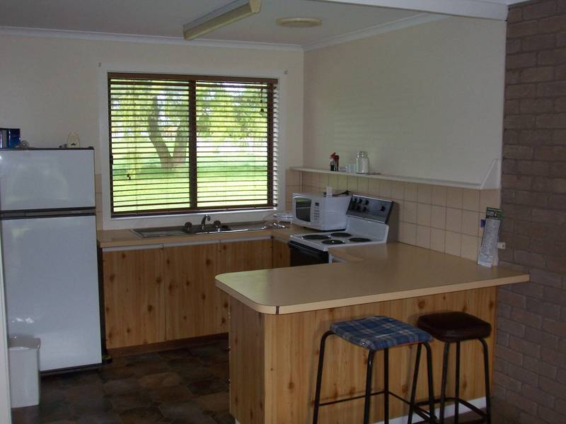 Great Value 2 Bedroom Unit Picture 2