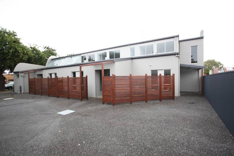 3 Bedroom townhouse Picture 1