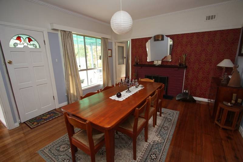 Escape to your own private getaway Picture 3