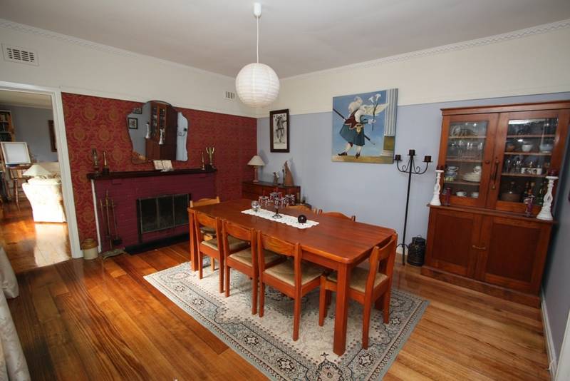 Escape to your own private getaway Picture 2