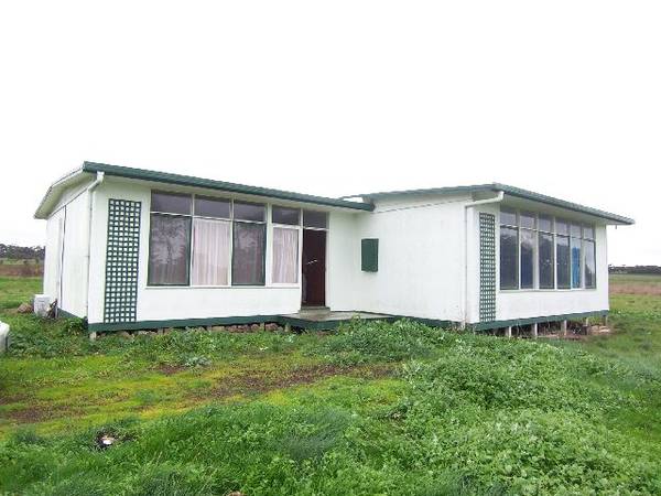 5 Acre Farmlet Picture 1