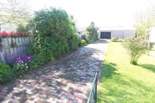 A ready made home!!! Picture 2