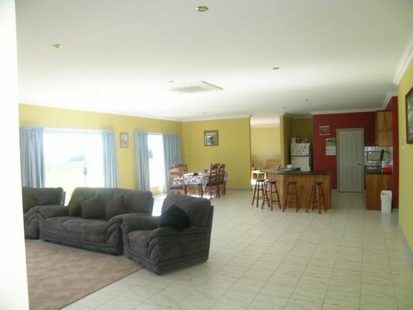 Country Living with Panoramic Views Picture 2