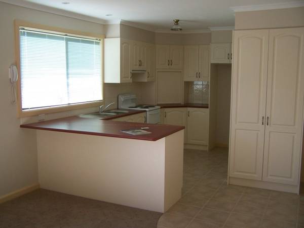 Double Storey Brick Veneer 2 B/R Townhouse Picture 3