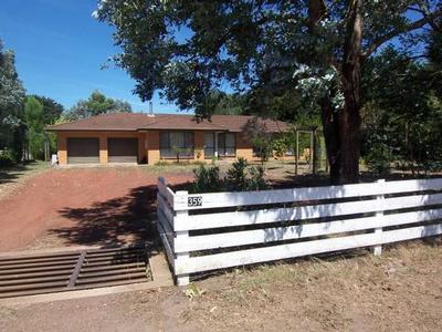 As Scarse As Hens Teeth - A 10 Acre Farmlet Picture As Scarse As Hens Teeth - A 10 Acre Farmlet Picture