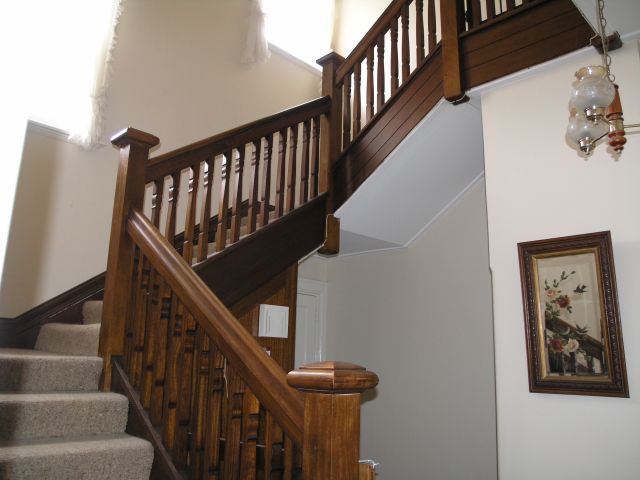 IMPOSING COMMERCIAL PREMISES AND QUALITY RESIDENCE Picture 2