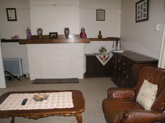 IMPOSING COMMERCIAL PREMISES AND QUALITY RESIDENCE Picture 3