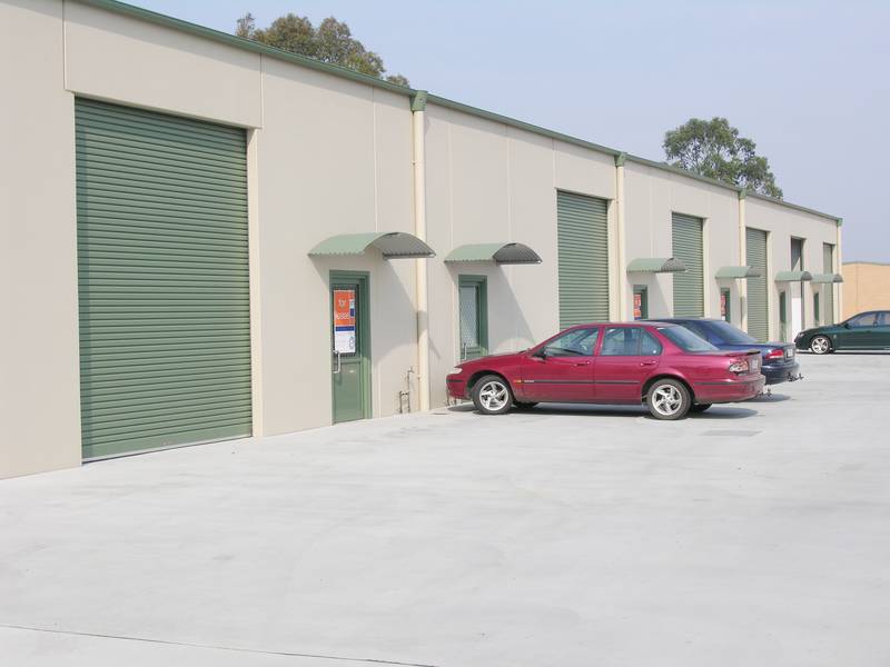 COBAINS COMMERCIAL PARK Picture 1