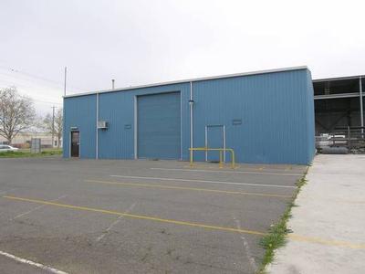 WORKSHOP & OFFICE BUILDINGS Picture