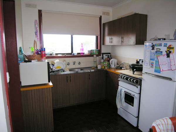 SPACIOUS SINGLE BEDROOM UNIT CLOSE TO CBD Picture SPACIOUS SINGLE BEDROOM UNIT CLOSE TO CBD Picture