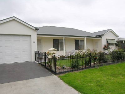 THE PERFECT RETIREMENT HOME Picture