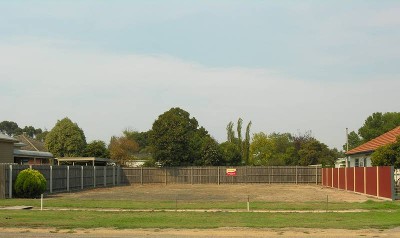 COMPACT CENTRAL BLOCK IN SALE Picture