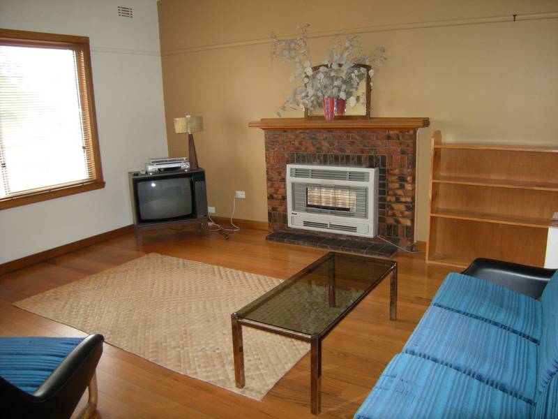 Fully Furnished Property near CBD! Picture