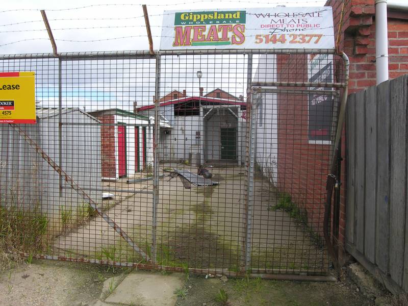 IN THE HEART OF THE CBD Picture 2