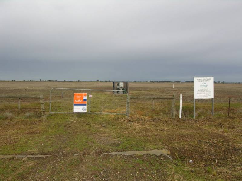 24.28 HA ( 60 Acres ) PADDOCK AT CLYDEBANK Picture 1