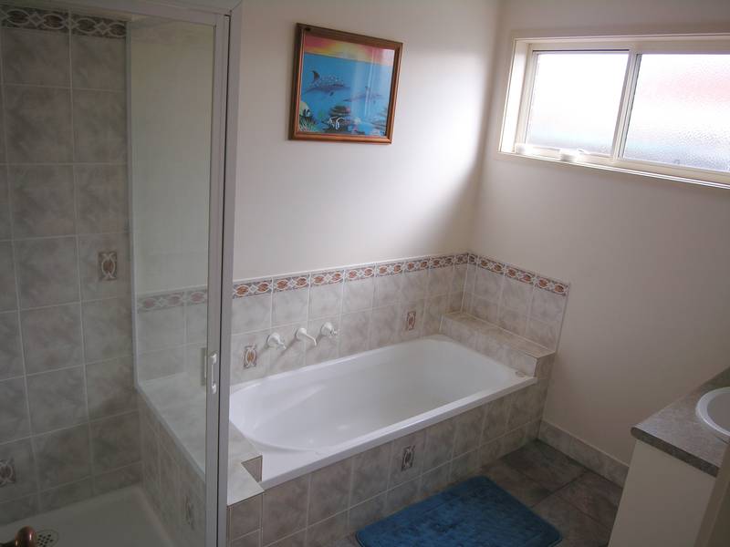 IT MIGHT AS WELL BE BRAND NEW Picture 3